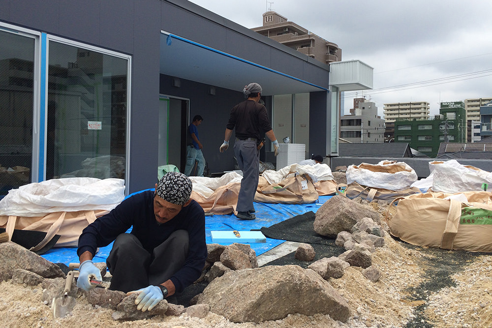 門造園土木 施工事例 社屋屋上緑化